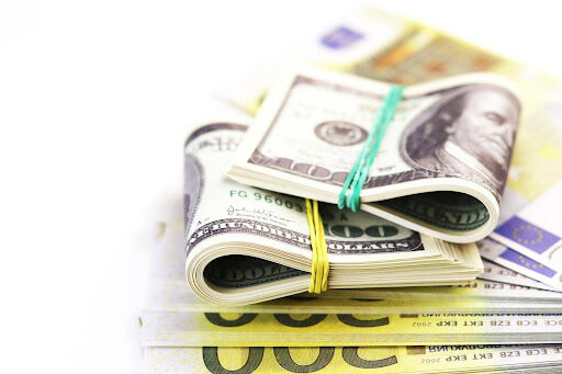 7 Benefits of Refinancing Debt